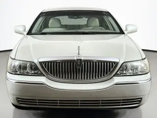 Lincoln Town Car 2007 Signature 4p Sedán