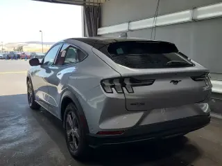 Ford Mustang Mach-E 2022 Select 4dr SUV