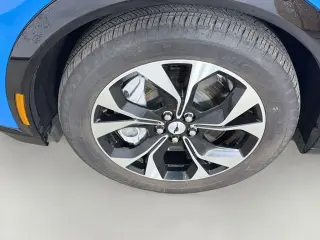 Ford Mustang Mach-E 2023 AWD Premium 4p SUV