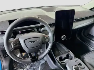 Ford Mustang Mach-E 2023 AWD Premium 4p SUV