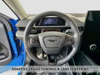 Ford Mustang Mach-E 2023 AWD Premium 4p SUV