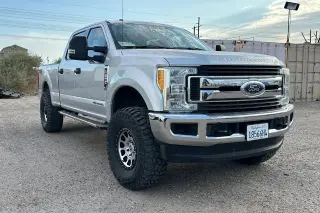 Ford F-250 Super Duty 2017 4x4 XLT 4p. Cabina Tripulacion 6.8 ft. Caja Corta Pickup