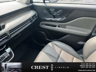 Lincoln Corsair 2024 AWD Reserve 4p SUV
