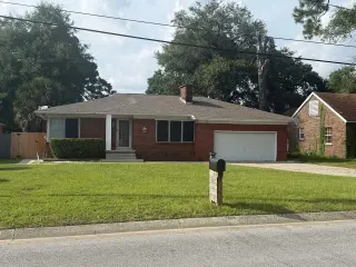 Propiedad en alquiler con 2 dormitorios y 1 baño en Pensacola