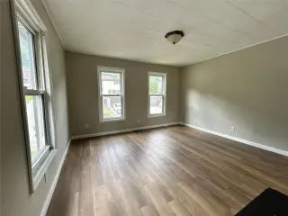 Propiedad en alquiler con 3 habitaciones y 1 baño en Bellaire