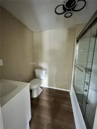 Propiedad en alquiler con 3 habitaciones y 1 baño en Bellaire