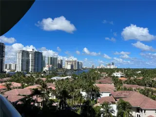 Propiedad en alquiler con 2 dormitorios y 2 baños en Sunny Isles Beach