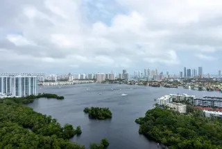Propiedad en alquiler con 2 dormitorios y 2 baños en North Miami Beach