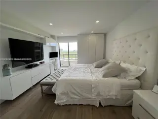 Propiedad de alquiler con 1 dormitorio y 2 baños en Aventura