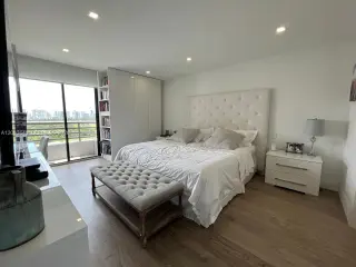 Propiedad de alquiler con 1 dormitorio y 2 baños en Aventura