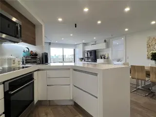 Propiedad de alquiler con 1 dormitorio y 2 baños en Aventura