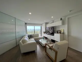 Propiedad de alquiler con 1 dormitorio y 2 baños en Aventura