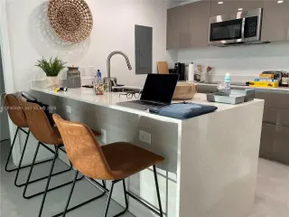 Propiedad en alquiler con 2 dormitorios y 2 baños en North Miami Beach