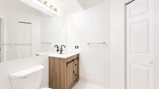Propiedad en alquiler con 2 dormitorios y 2 baños en Sunny Isles Beach