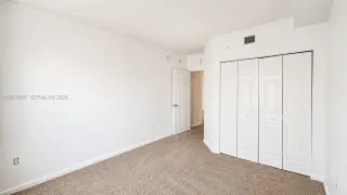 Propiedad en alquiler con 2 dormitorios y 2 baños en Sunny Isles Beach
