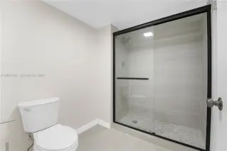 Propiedad en alquiler con 3 dormitorios y 3 baños en Sunny Isles Beach