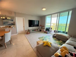 Propiedad en alquiler con 3 dormitorios y 2 baños en North Miami