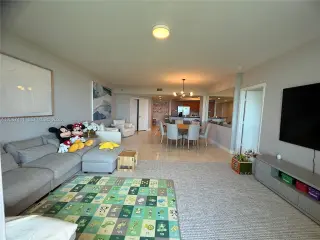 Propiedad en alquiler con 3 dormitorios y 2 baños en North Miami