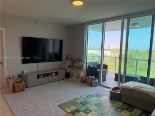 Propiedad en alquiler con 3 dormitorios y 2 baños en North Miami