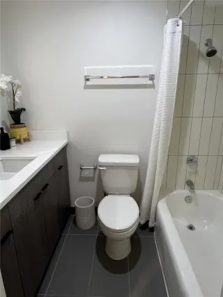 Propiedad en alquiler con 0 dormitorios y 1 baño en Chicago
