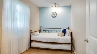 Propiedad en alquiler con 4 dormitorios y 2 baños en Savannah