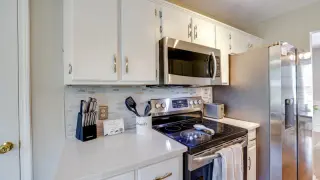 Propiedad en alquiler con 4 dormitorios y 2 baños en Savannah