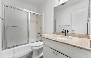 2 Bedroom Apt in Compton