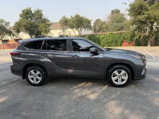 Toyota Highlander 2023