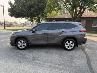 Toyota Highlander 2023