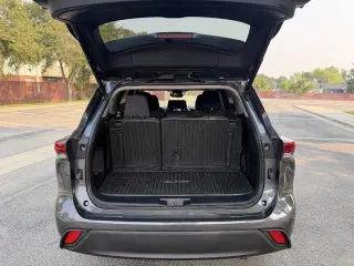 Toyota Highlander 2023