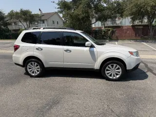 Subaru Forester 2011