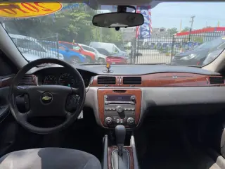 Chevrolet Impala 2010