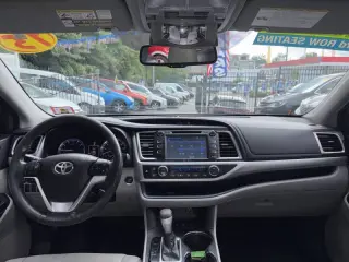 Toyota Highlander 2015
