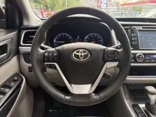Toyota Highlander 2015