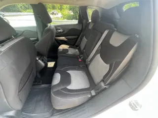 Jeep Cherokee 2018