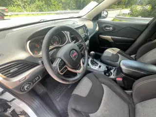 Jeep Cherokee 2018