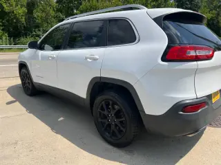 Jeep Cherokee 2018