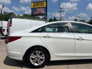Hyundai Sonata 2012