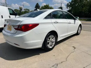 Hyundai Sonata 2012