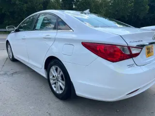 Hyundai Sonata 2012