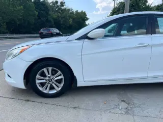 Hyundai Sonata 2012