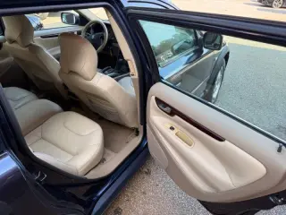 Volvo XC70 2004