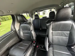 Toyota Sienna 2015
