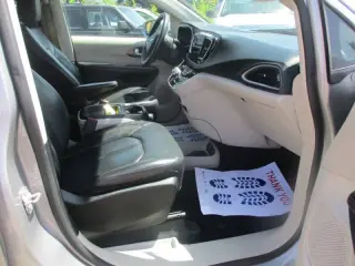 Chrysler Pacifica 2017