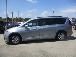 Chrysler Pacifica 2017