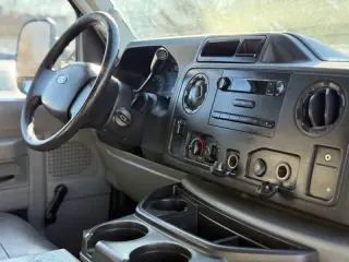 Ford E-Serie 2014