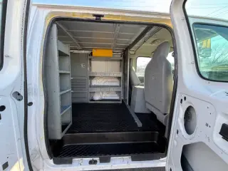 Ford E-Serie 2014