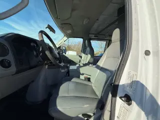 Ford E-Serie 2014