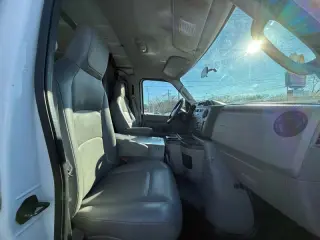 Ford E-Serie 2014