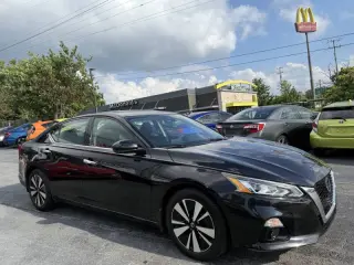 Nissan Altima 2019